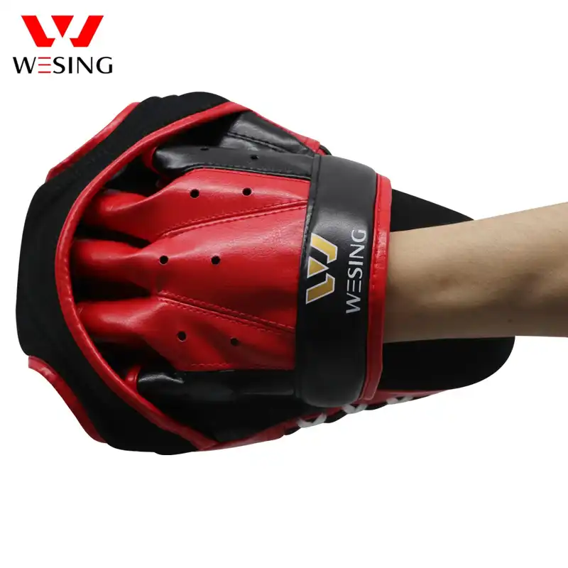 QERNTPEY Boxing Pads Curved Focus Punching Mitts PU Hand Targets Muay Thai Kick Pad Karate Sparring Training Gloves Lightweight and Comfortable Color : Black, Size : 20x25x7cm