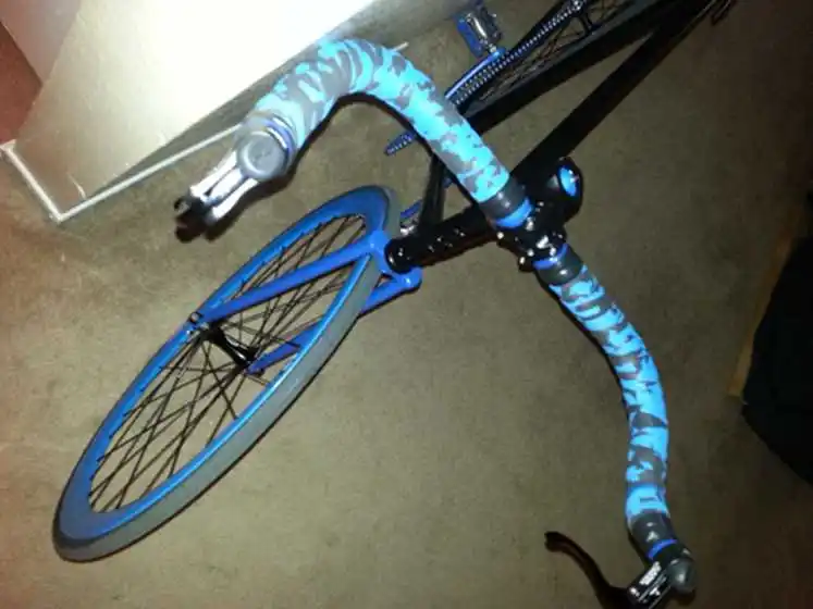 2 шт Серебряный тон бар вилки синий черный руль велосипеда лента обертывание