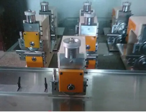 

V Cut Groove PCB Separating Cutting Machine Sub Board Machine With a Platform