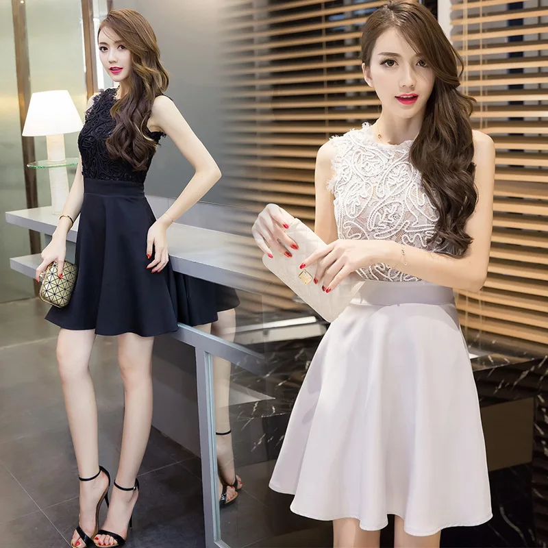 2018 Korean version of the word Three-dimensional shoulder strap dress lace dress Ornamental engraving A word BALL OWN Dress