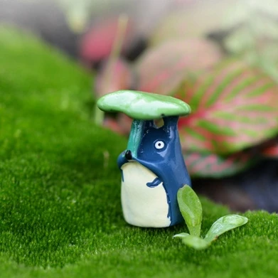 Micro Fairy Garden Figurines Miniature Desktop Decoration Terrarium Succulents Anime My Neighbor Totoro Action Figures Gift DIY - Цвет: 030 Resin