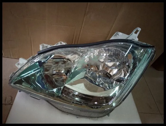 

Qirun headlight assembly for Toyota crown 2012
