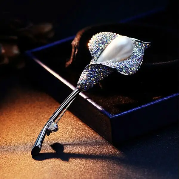

New Arrival Rhinestone Pearl Calla Lily Lapel Flower Brooch Wedding Bouquet Jewelry For Women Party Pin Brooches
