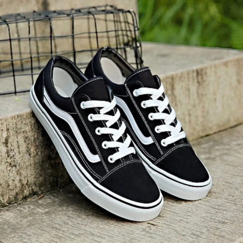 

2019 summer Korean version of the trend of men's shoes casual canvas shoes wild small white shoes