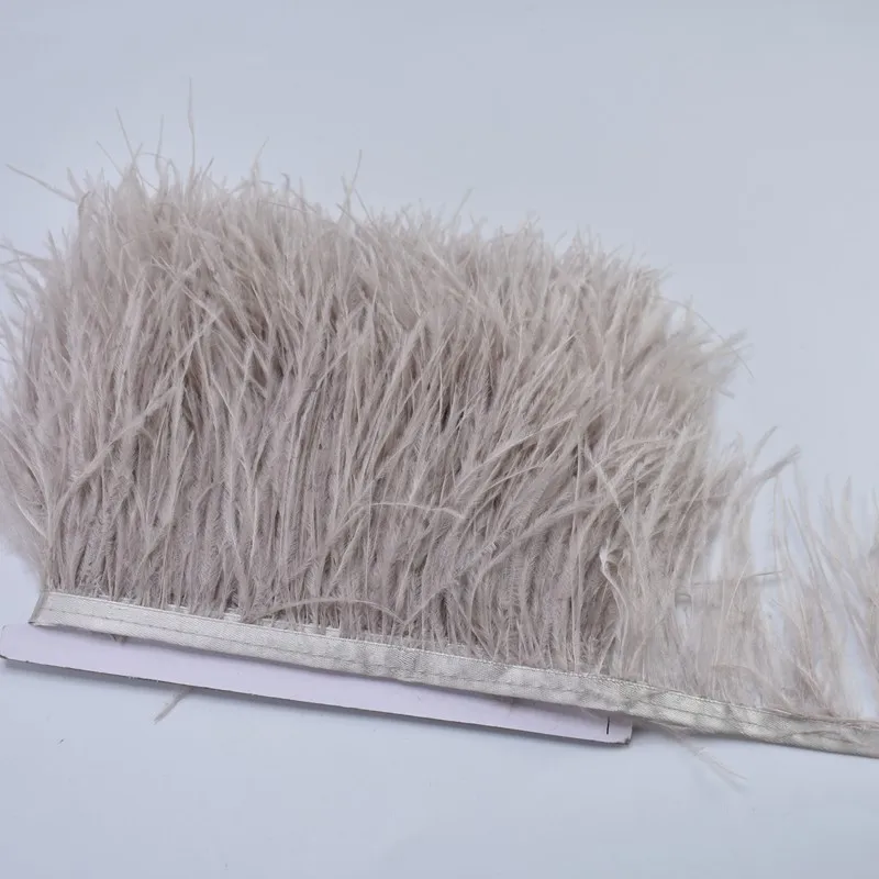 Пушистые 1метров страусиное перо отделкой 8-10 см перья для рукоделия пошивное ремесло для платье Свадебные Перья ленты