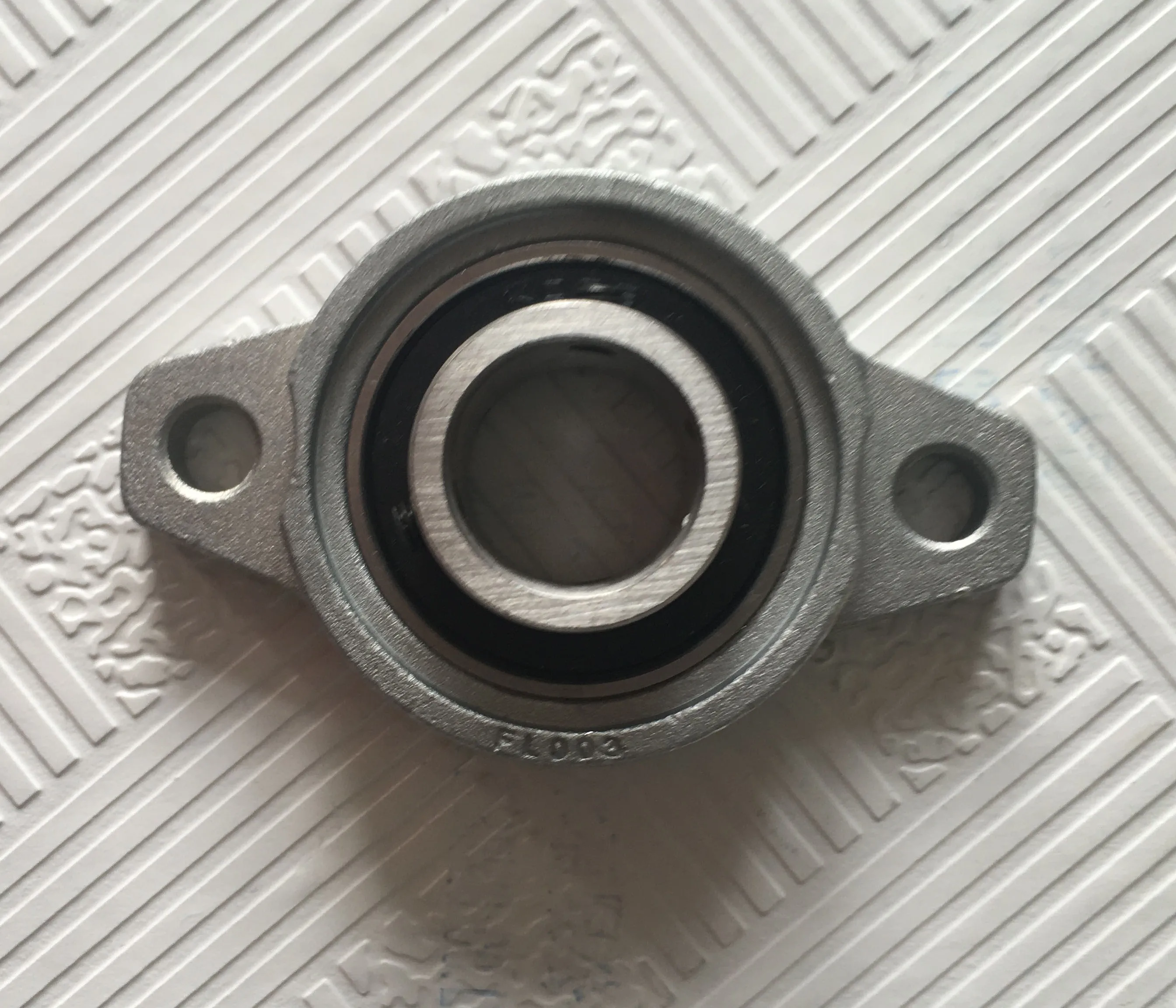 Free shipping 15 mm caliber zinc alloy rhombus bearing housing UFL002