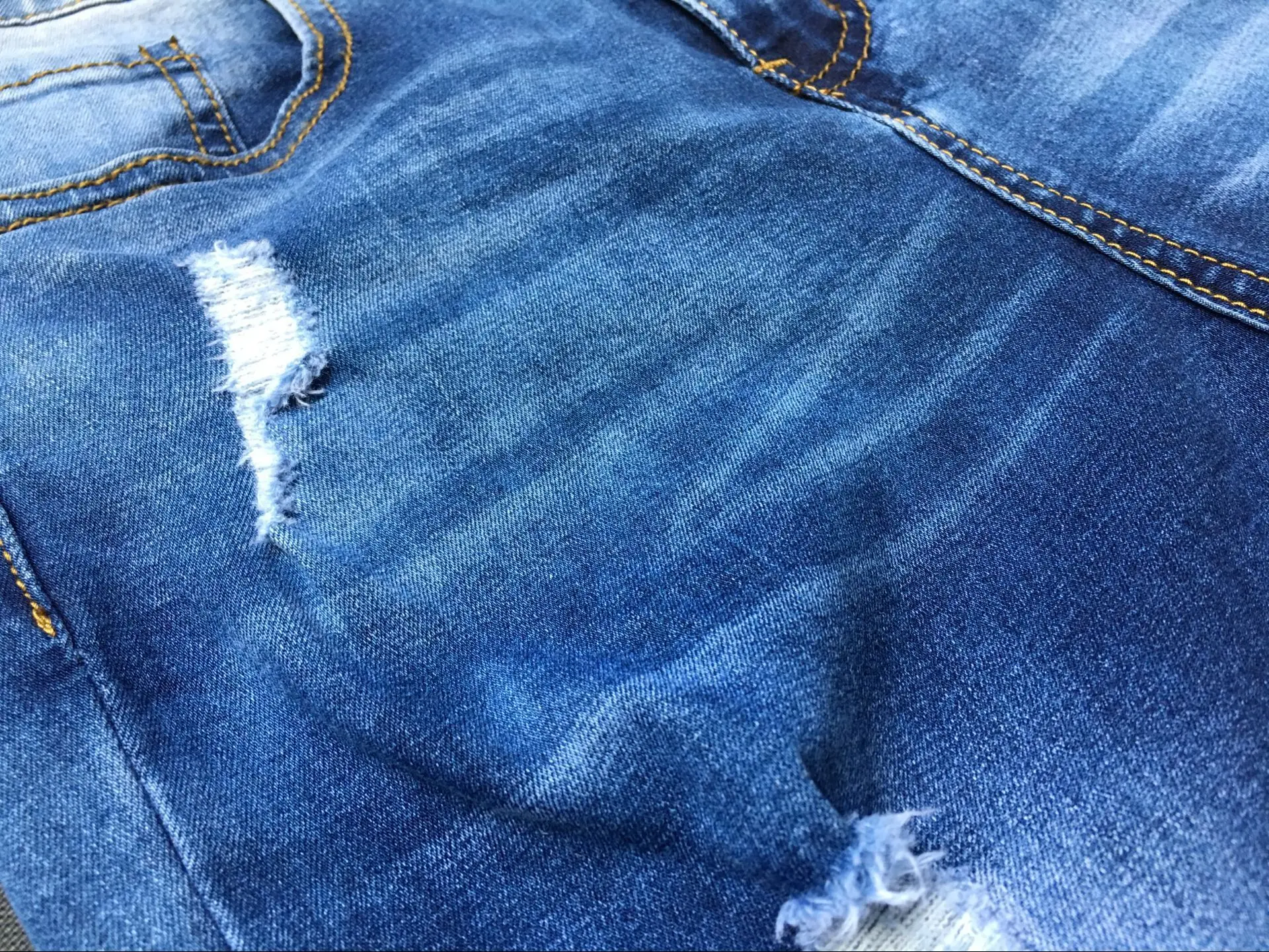 Колени рваные Для женщин зауженные джинсы низкой посадкой хлопковые джинсовые проблемных мыть Slim Fit Джинсы для женщин Повседневное узкие