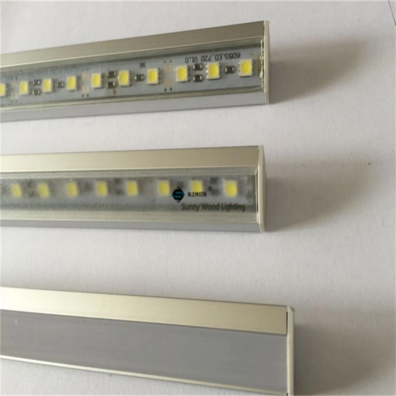 Бесплатная доставка 10 шт./лот Samsung 5630 SMD Светодиодная панель с угловым профилем 18