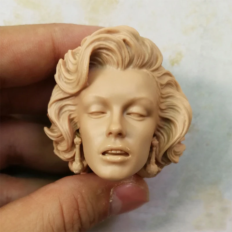 

1/6 Marilyn Monroe with Earrings Unpainted Head for 12''action Figures