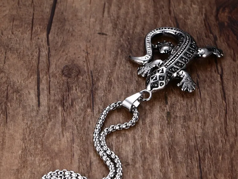 "LizNeck" - stainless steel Lizard Necklace 4 "LizNeck" - stainless steel Lizard Necklace 4