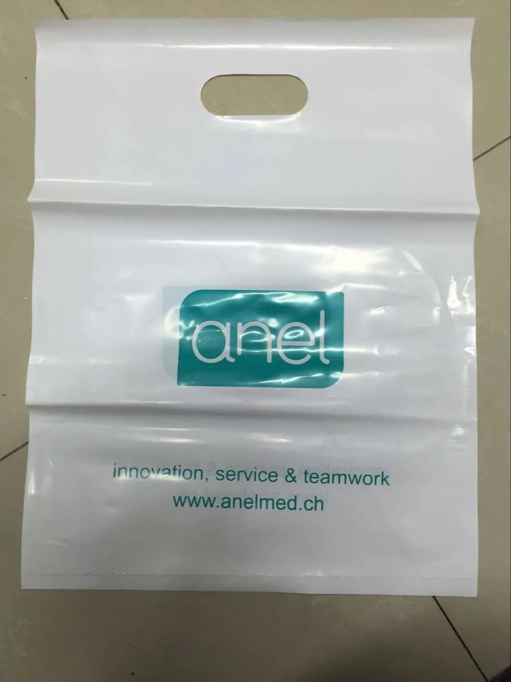 500 шт. пластиковые подарочные пакеты с логотипом Ш 35 * в 45 см (13 8 '* 17 7')|with bag|g logo