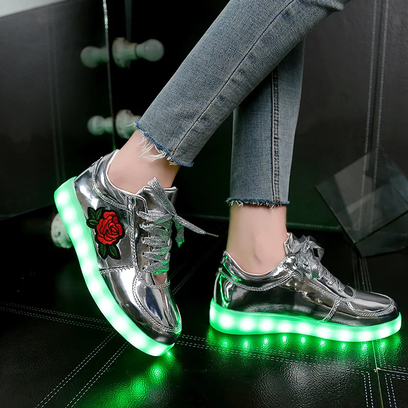 

Led luminous Shoes girls light up sneaker kids usb charging shoes Glowing Adults spring 2019 children women sneakers flowers