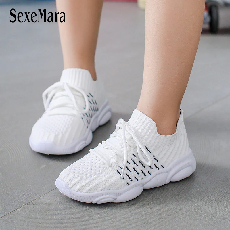 hard sole sport shoes