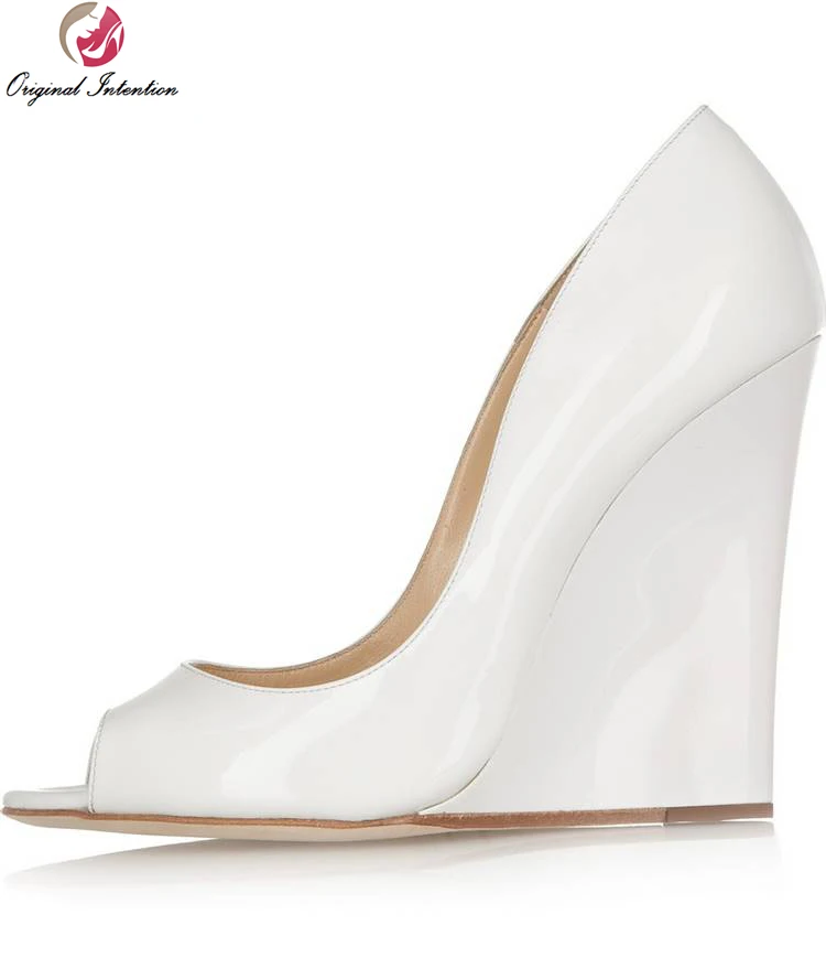 ladies white pumps size 4