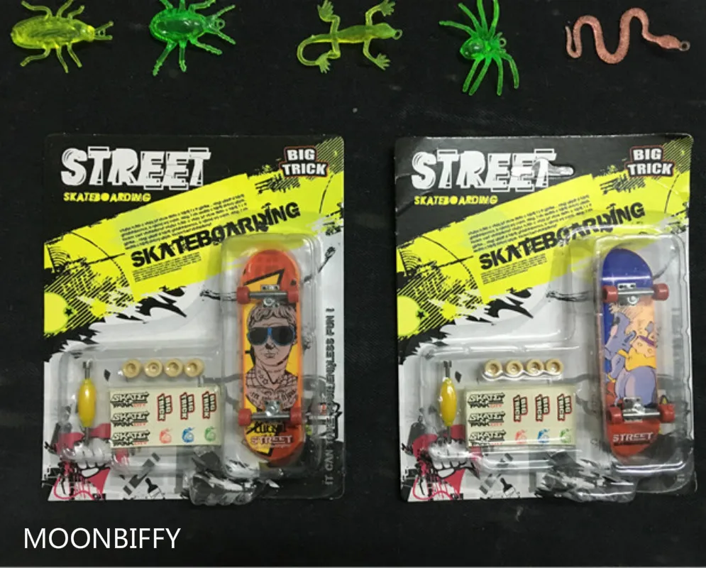 New Alloy Stand Plastic FingerBoards Mini Finger Boards Retail Box