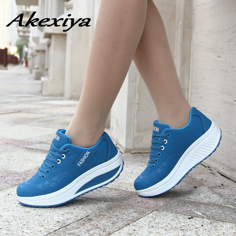 

Woman sport shoes 2019 Mesh breathable Ladies sneakers New Arrival non slip Thick bottom running wedges outdoor sneakers