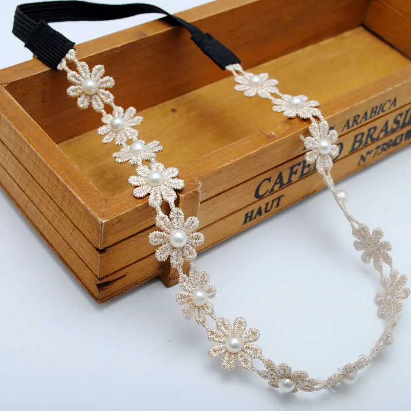 

1 Pc Boho Style Beige Lace Flowers Crown Daisy Headbands Garland Chain Hippie Festival Wear Women Hair Accessories For Weddings