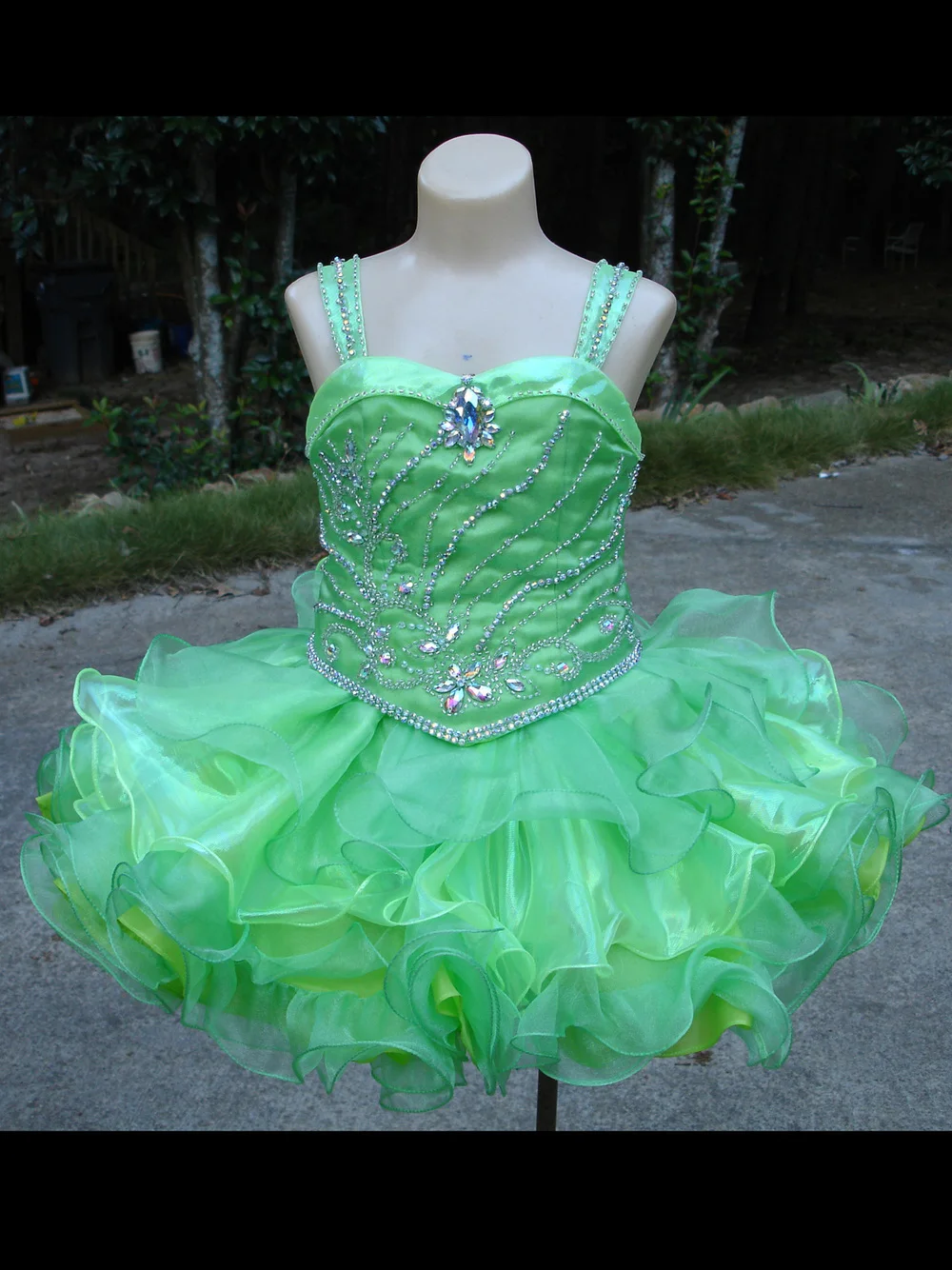 Real Pictures 2013 UNIQUE FASHIONS Mint Green UF1059 SWEETHEART SHORT