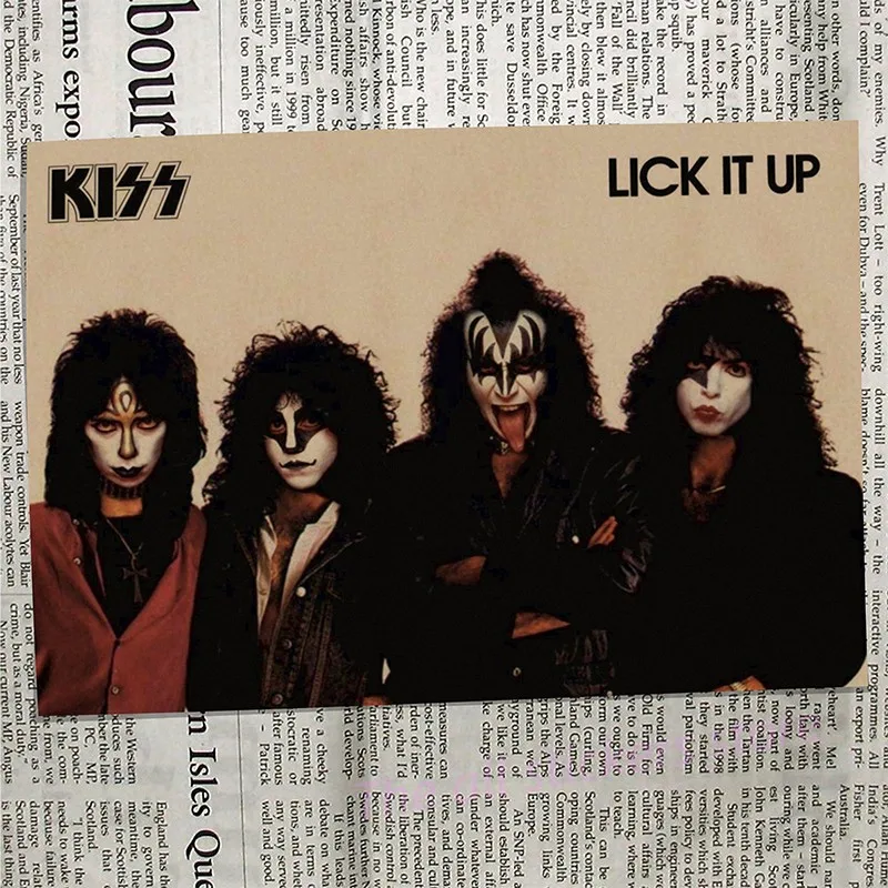 ВИНТАЖНЫЙ ПЛАКАТ Kiss band крафт ретро Европейская и американская музыкальная команда звезда классическая декоративная живопись Ретро плакат/6026 - Цвет: 21