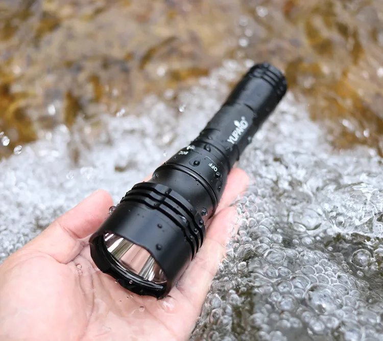 Details about / SecurityIng Waterproof 1000 Lumens XM-L2 LED Diving Flashlight UnderWater 150...
