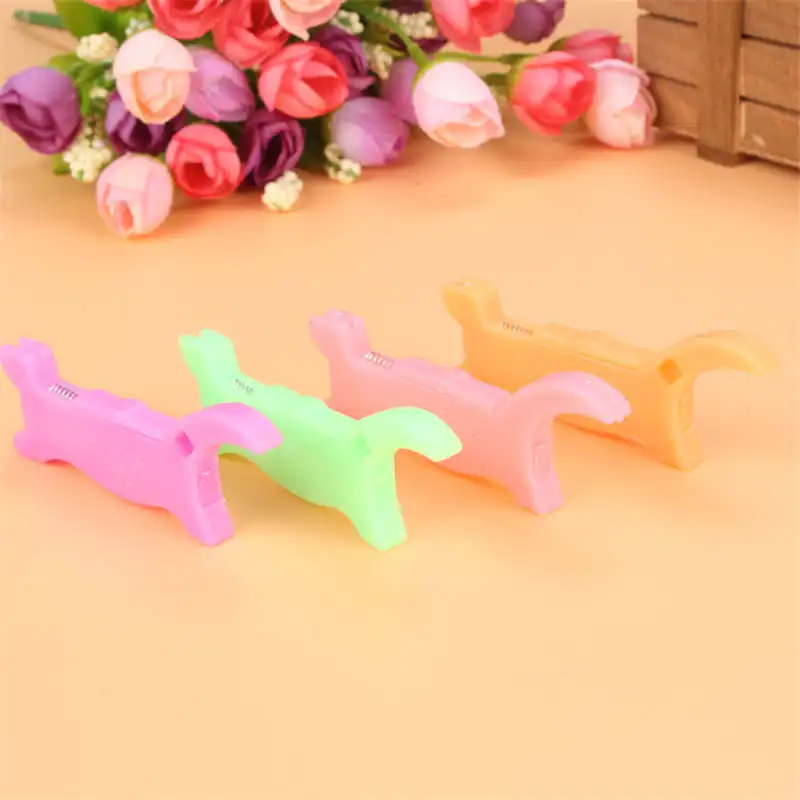 

2PCs Random Color Plastic Automatic Needle Threader Sewing Machines Horse Animal Shape Home Craft Tools Sewing Accessories