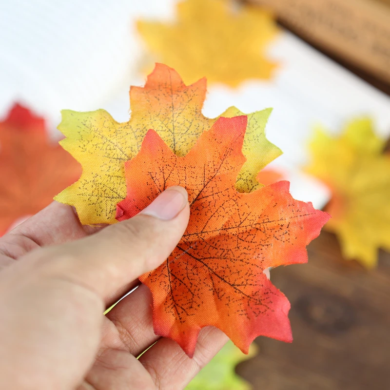 7cm Artificial Silk Maple Leaves for Photography Props Craft Fake Vivid Leaf for Photos background DIY Scrapbooking Decoration