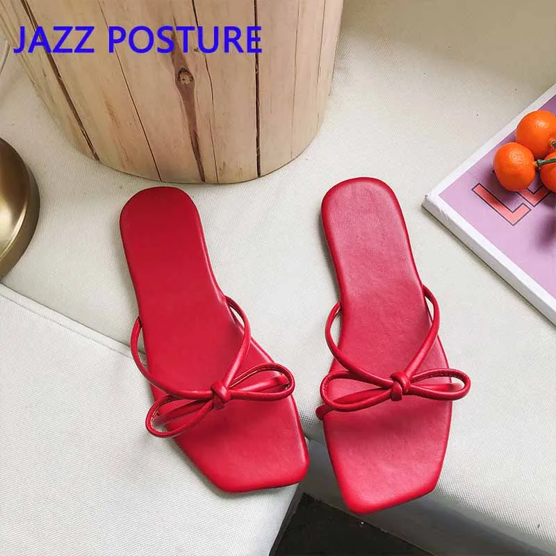 

Wearing flat slippers women's shoes 2019 Korean version of the summer new big bow square head sandals wild half slippers y776