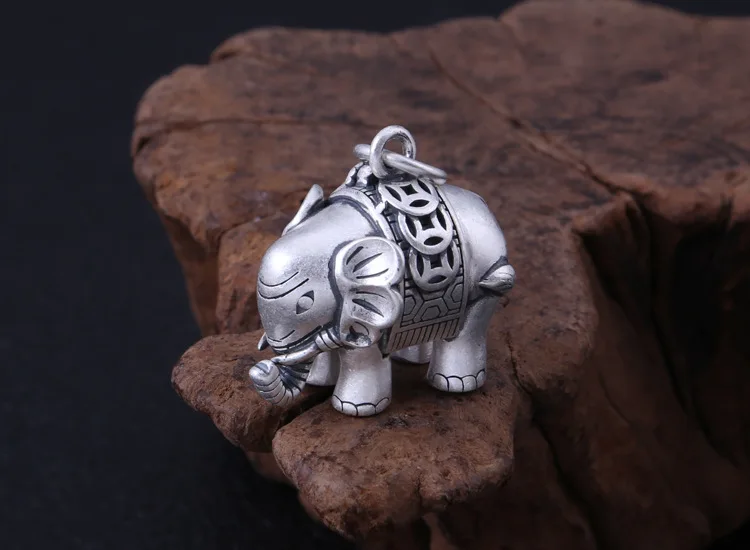 silver-elephant-pendant001b