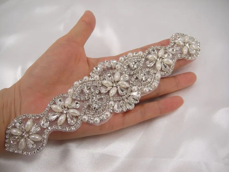 

Vintage Wedding Bridal Pearl Trim Beaded Motif Diamante Rhinestone Applique