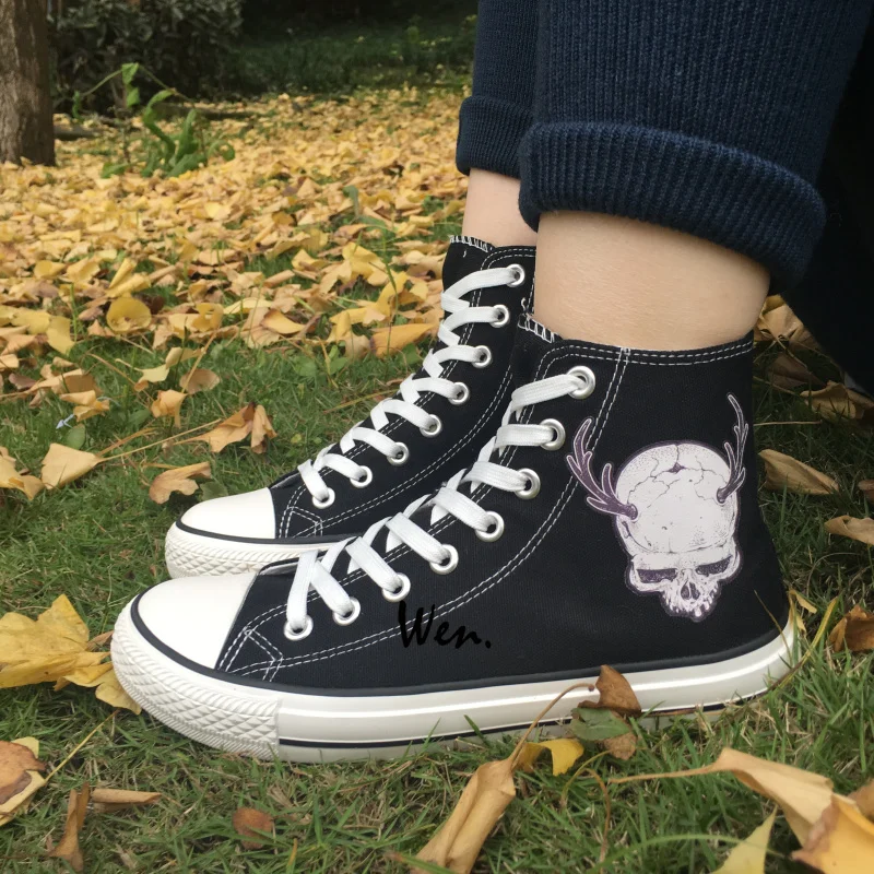Prix pour Wen Conception Originale Noir Toile Chaussures Crânes de Corne Hommes Femmes High Top Toile Sneakers D'anniversaire Cadeaux De Noël Prix pour Wen Conception Originale Noir Toile Chaussures Crânes de Corne Hommes Femmes High Top Toile Sneakers D'anniversaire Cadeaux De Noël