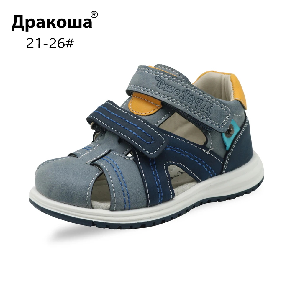 

Apakowa Boys Sandals Toddler Baby Boy's Closed Toe Leather Sandals for Kids Hook and Loop Flat Heels Summer Beach Shoes EU 21-26