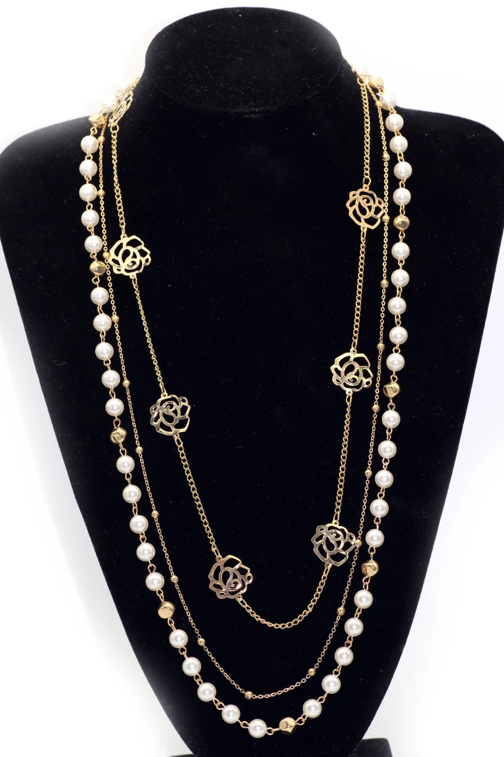 Women Gift Flower Multi layer pearl of sweater chain Rosette Sweater