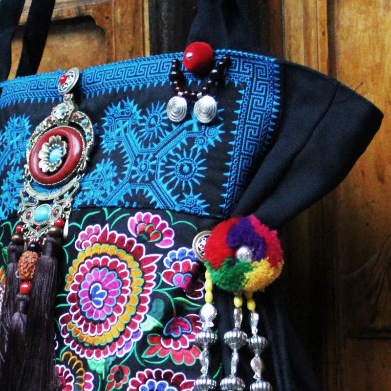 Супер большой 50 см Этническая сумка с вышивкой Hmong Boho Thai Tassel Вышитые Сумки Роскошные сумки с логотипом известного бренда Sac a Dos Femme