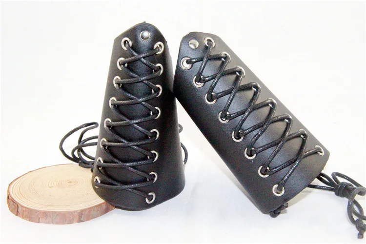 

Game Cosplay Props Genuine Leather Bracer Arm Armor Warrior Steampunk Punk Armband Medieval Cuff