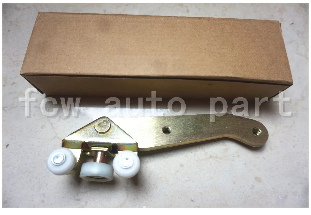 Us 6 03 10 Off For Vw Transporter Caravelle T4 Right Sliding Door Lower Bottom Roller Runner Guide 701843406b In Interior Door Handles From