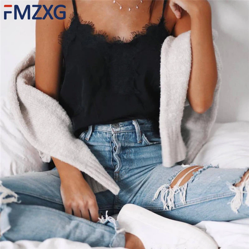 

2018 Fashion Women Hollow Out Tops Sexy Camisoles Lace V-neck Strap Camis Vest Tank Top Transparent Clothing White Black S-XL