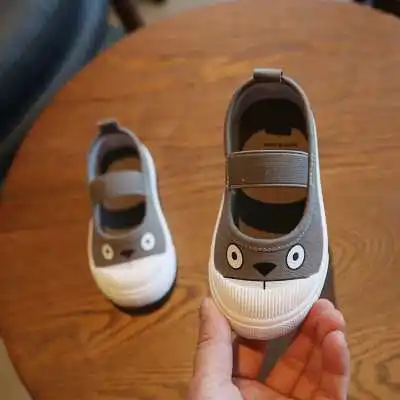 Grey totoro Весенне-летние кроссовки для девочек и мальчиков; детская парусиновая обувь; нескользящая повседневная обувь на плоской подошве; милая обувь в горошек с рисунком - Цвет: Grey totoro