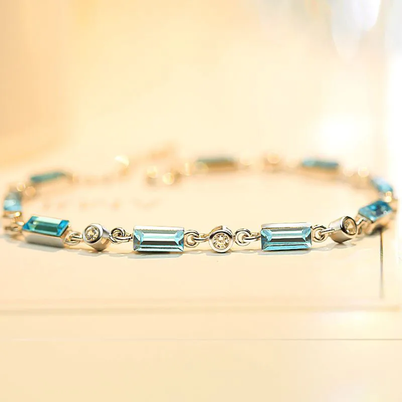

2018 Fashion Simple Rectangular Blue Crystal Bracelet Sparkling Rhinestone Zircon Attractive Jewelry for Women BR527