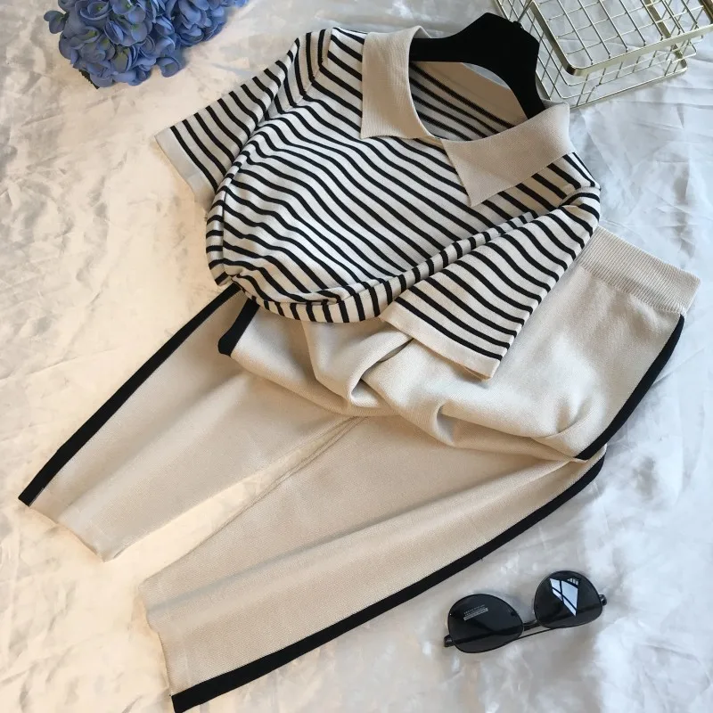 

Женский трикотажный брючный костюм, комплект из двух предметов с отложным воротником и короткими рукавами и брюки с широкими штанинами, лето