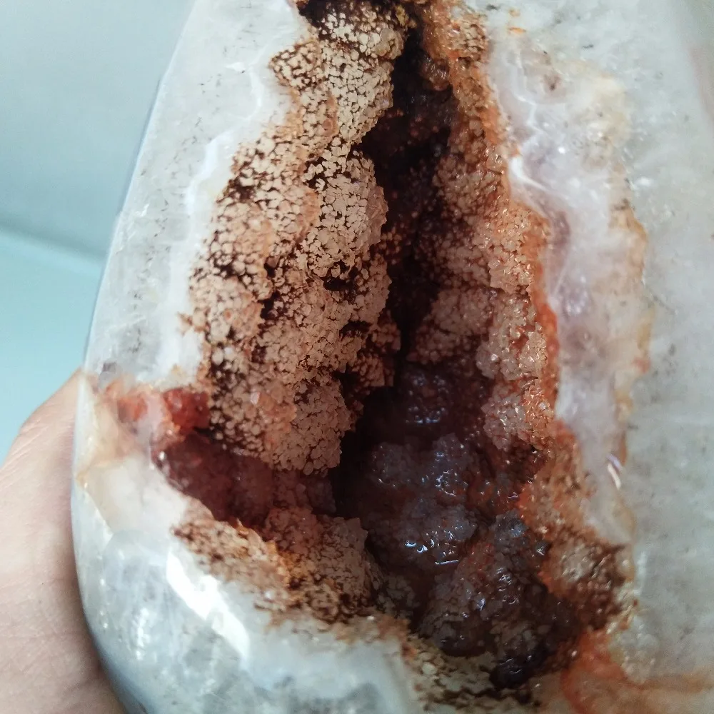 A 833g Natural agate geode crystal cave crystal clusters. beautifully stones and crystals decorated
