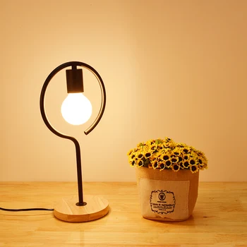 

Simple Nordic table lamp creative living room bedroom study decorative table lamp personality desk lighting geometric desk light