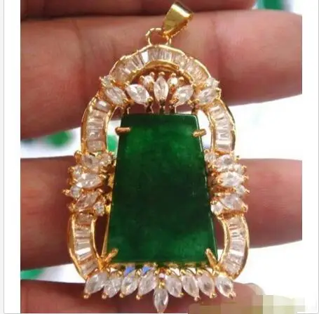 

Wholesale price 16new ^^^^Charming 2 Styles Green stone Bead 18KGP Flower CZ Pendant Necklace
