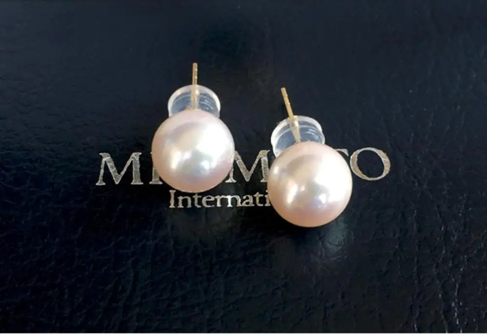 

charming 9-10mm south sea round white pearl earring 18k