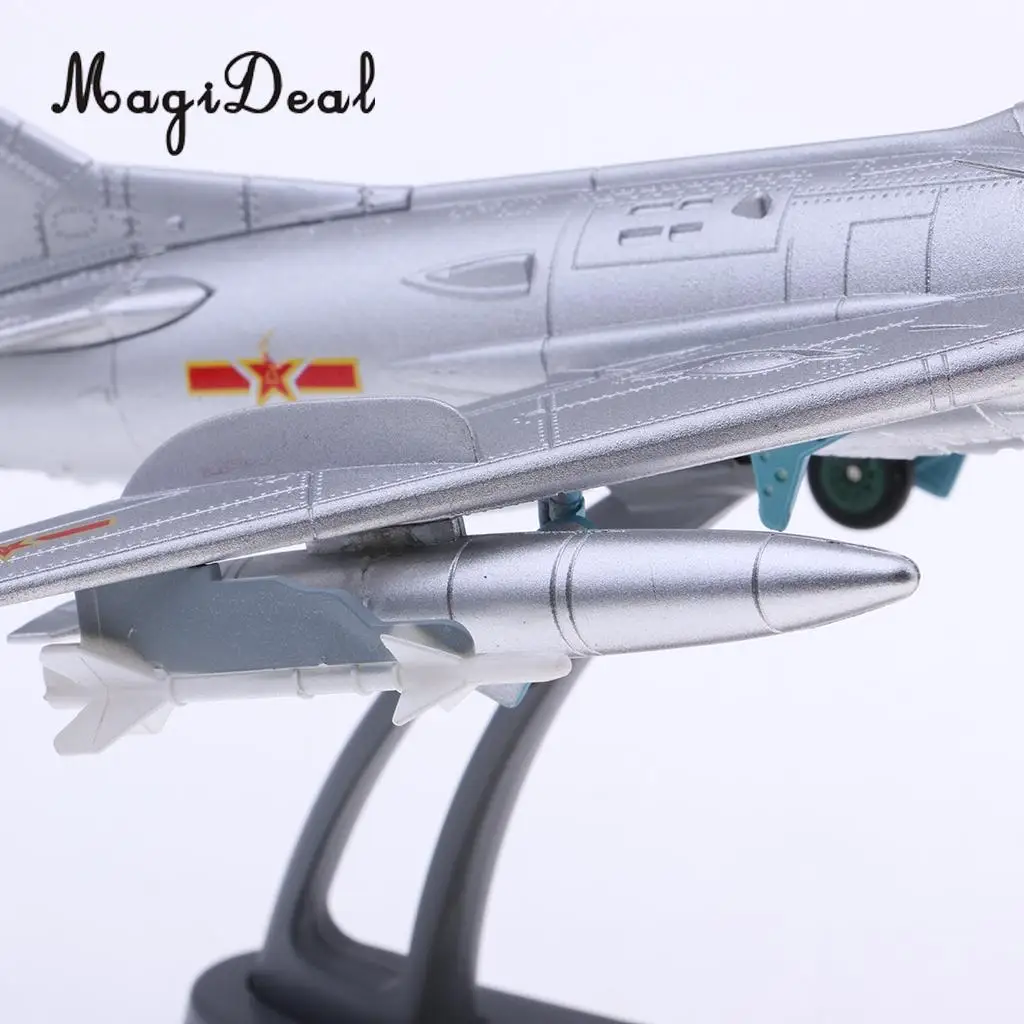 MagiDeal J-6/F-6 Farmer Aircraft - 1/72 Scale Diecast Model with METAL DISPLAY STAND