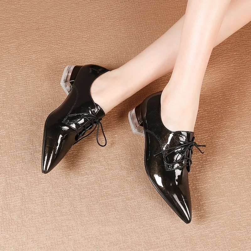 ZVQ woman shoes spring new concise casual patent leather pointed toe woman pumps outside mid heels cross-tied ladies shoes