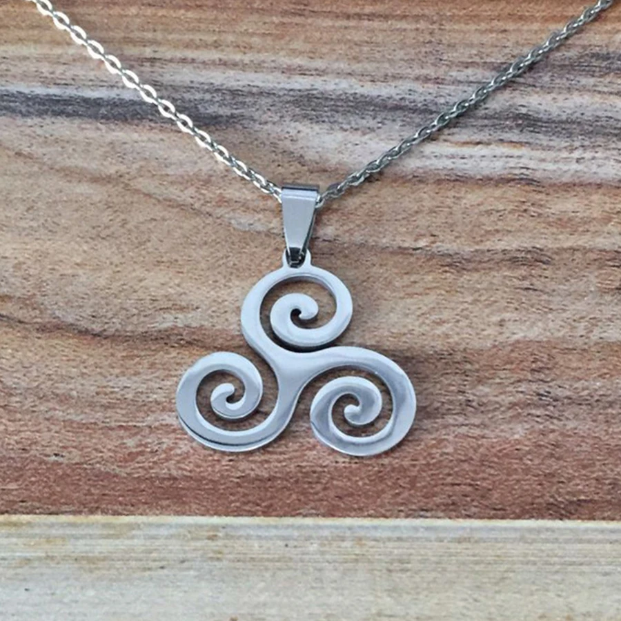 HOBBORN Trendy Teen Wolf Women Necklace Stainless Steel Triskele Triskelion Allison Argent Men Pendants & Necklaces Jewelry Gift HOBBORN Trendy Teen Wolf Women Necklace Stainless Steel Triskele Triskelion Allison Argent Men Pendants & Necklaces Jewelry Gift