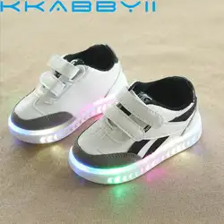 Новые детские светящиеся туфли для мальчиков и девочек спортивная обувь для мигалками модные кроссовки Дети светодиодный кроссовки
