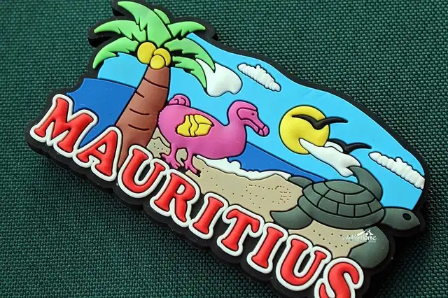 Mauritius Dodo Bird Funny Cartoon Rubber Fridge Magnet Tourist