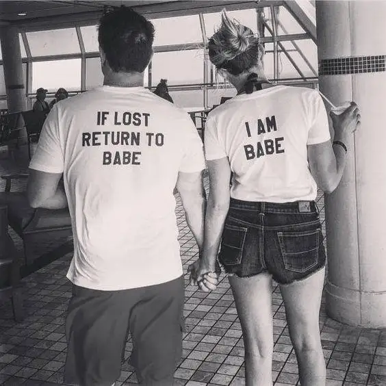 2024 If Lost Return To Babe I Am Babe Coppie T-Shirt Babe Coppia T-Shirt Set Coppia Divertente Carino Casual Top Donna Uomo