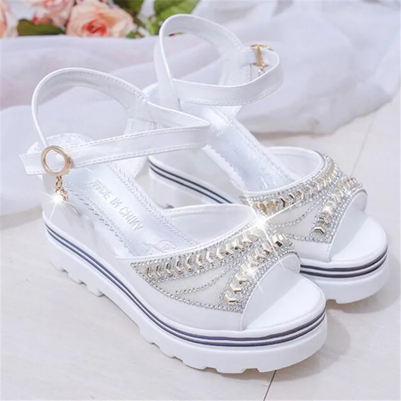 New wedge sandals female fish mouth buckle with flat bottom platform waterproof platform thick bottom sponge cake women's shoes New wedge sandals female fish mouth buckle with flat bottom platform waterproof platform thick bottom sponge cake women's shoes